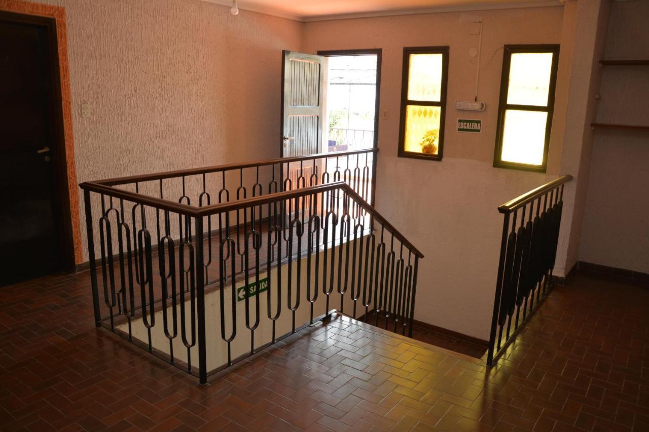 Hostal Bernardo Сальта Екстер'єр фото